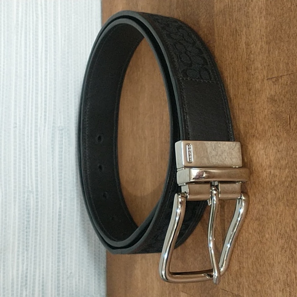 Coach belt